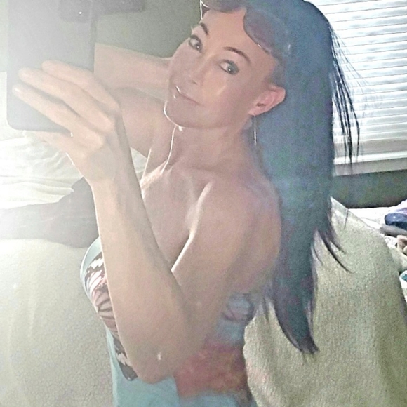 Meet your Posher, Robin - Picture 10 of 16